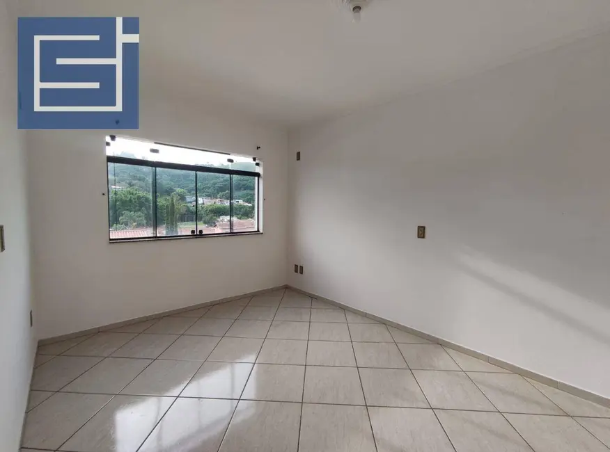 Foto 6 de Apartamento com 3 quartos para alugar em Centro, Socorro - SP