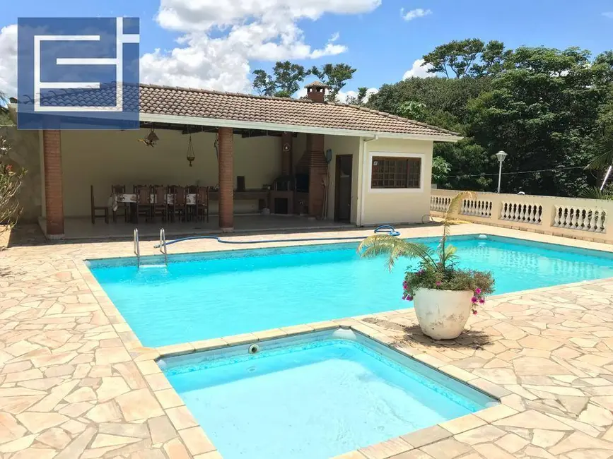 Foto 2 de Chácara com 5 quartos à venda, 1042m2 em Socorro - SP