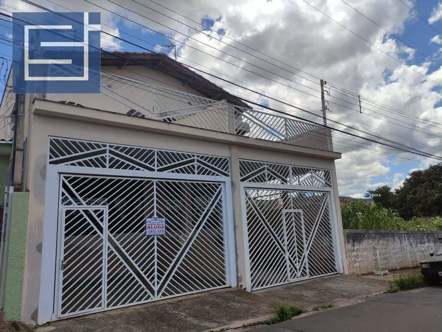 Casa com 3 quartos para alugar, 184m2 em Socorro - SP - imagem 1 Foto 1 de Casa com 3 quartos para alugar, 184m2 em Socorro - SP