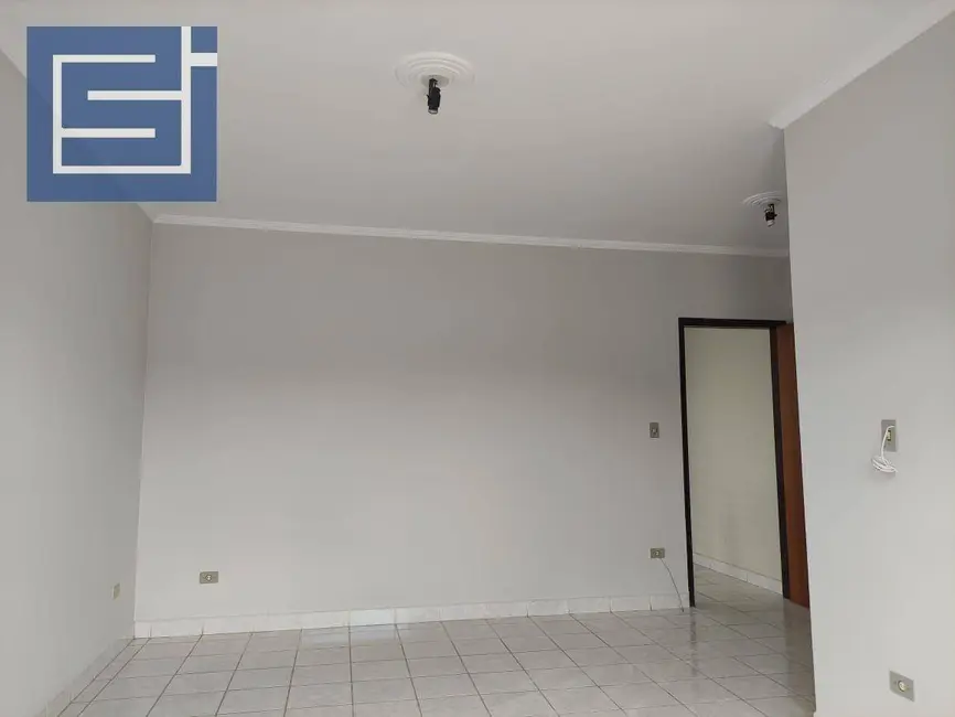 Casa com 3 quartos para alugar, 184m2 em Socorro - SP - imagem 7 Foto 7 de Casa com 3 quartos para alugar, 184m2 em Socorro - SP