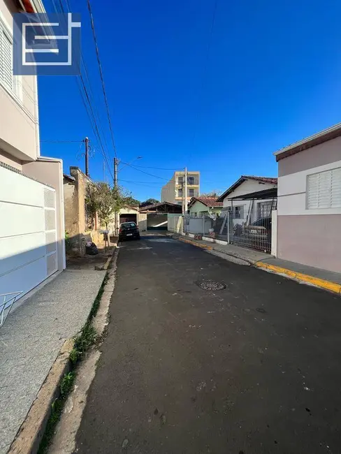 Casa com 2 quartos para alugar em Centro, Socorro - SP - imagem 3 Foto 3 de Casa com 2 quartos para alugar em Centro, Socorro - SP