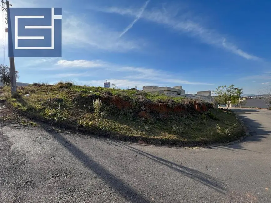 Foto 1 de Terreno / Lote à venda, 257m2 em Socorro - SP