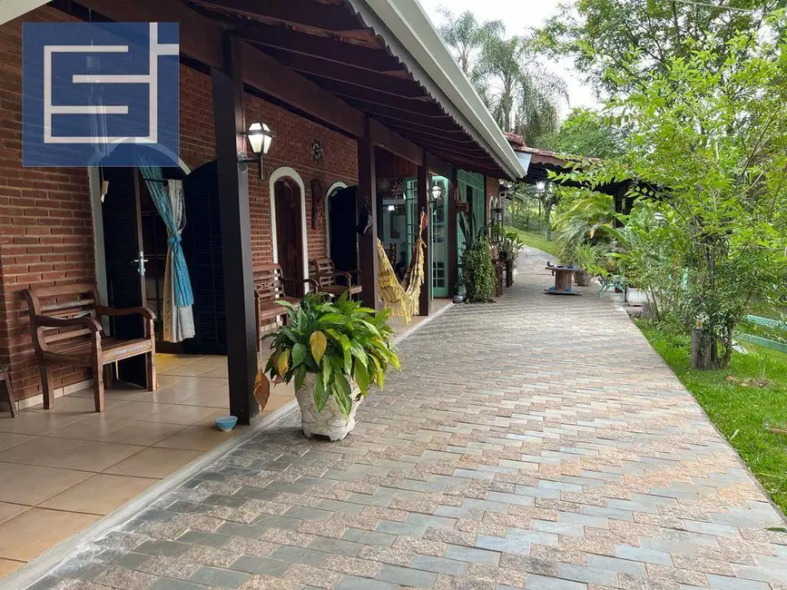 Foto 3 de Chácara com 6 quartos à venda em Socorro - SP