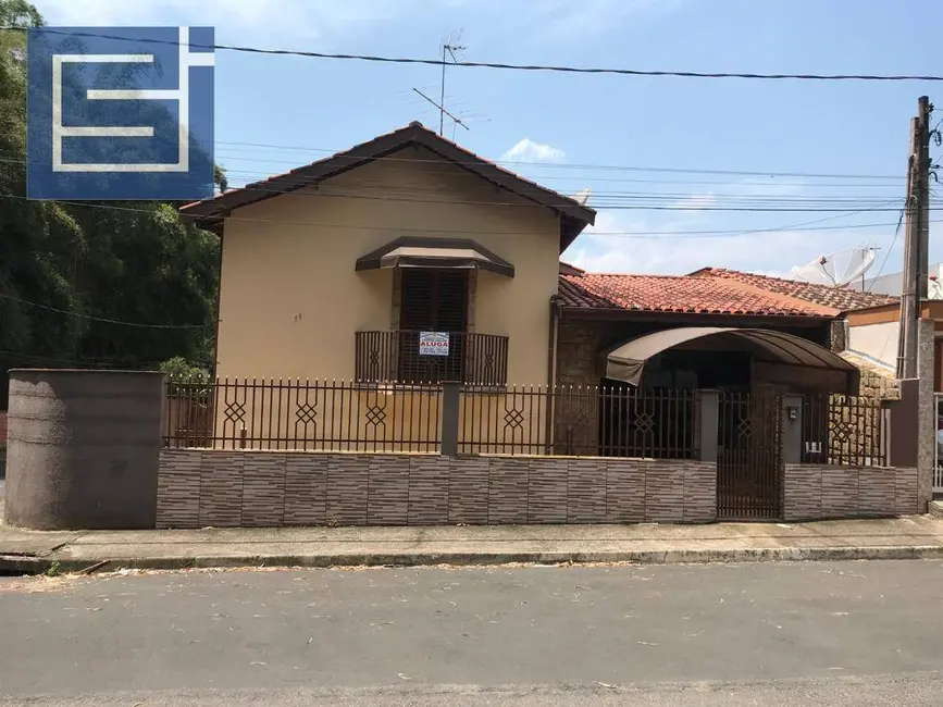 Foto 1 de Casa com 4 quartos para alugar em Socorro - SP