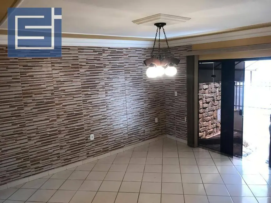 Foto 8 de Casa com 4 quartos para alugar em Socorro - SP