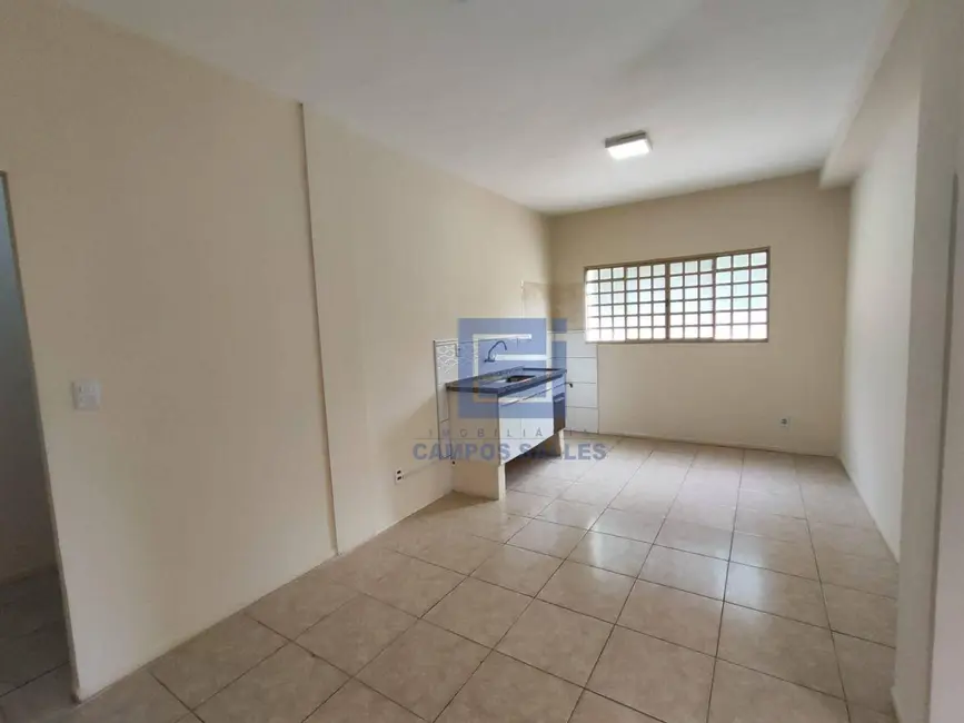 Foto 9 de Casa com 3 quartos para alugar em Centro, Socorro - SP