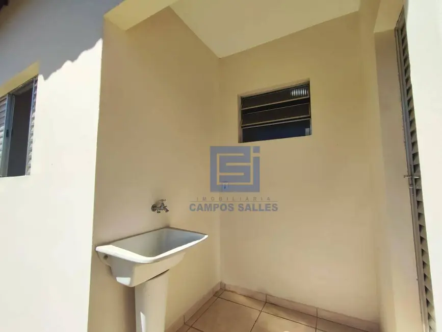 Foto 8 de Casa com 2 quartos para alugar em Socorro - SP