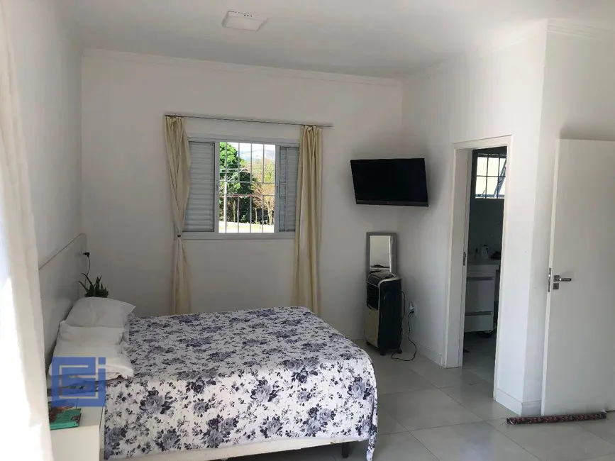 Foto 6 de Casa com 3 quartos à venda, 460m2 em Centro, Socorro - SP