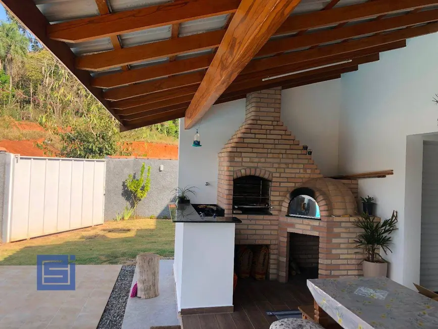 Foto 2 de Casa com 3 quartos à venda, 460m2 em Centro, Socorro - SP