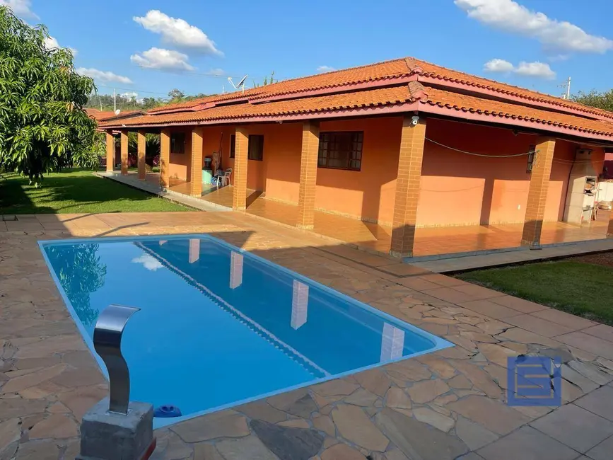 Foto 1 de Chácara com 3 quartos à venda, 600m2 em Socorro - SP