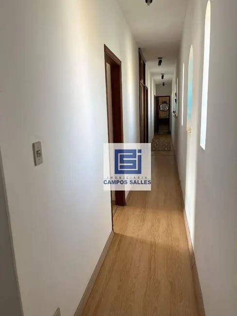 Foto 5 de Casa à venda, 608m2 em Socorro - SP