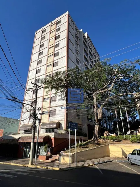 Foto 1 de Apartamento com 3 quartos para alugar em Centro, Socorro - SP