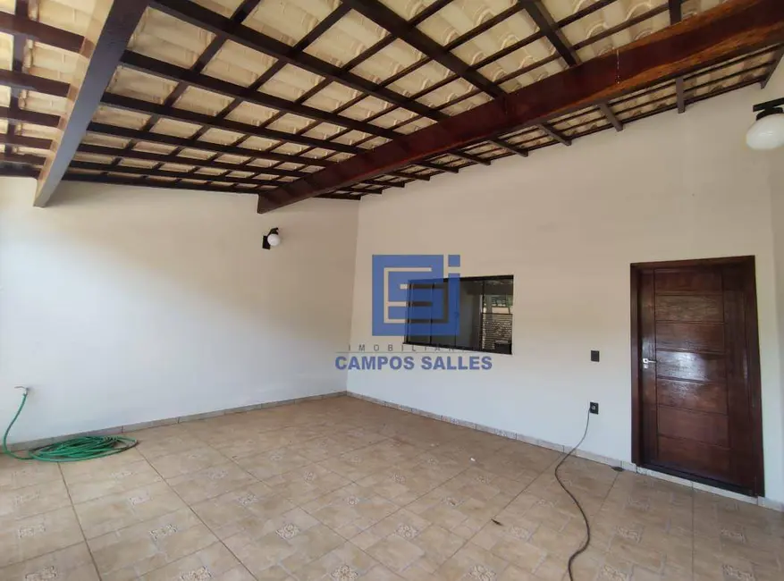 Foto 2 de Casa com 2 quartos para alugar em Socorro - SP