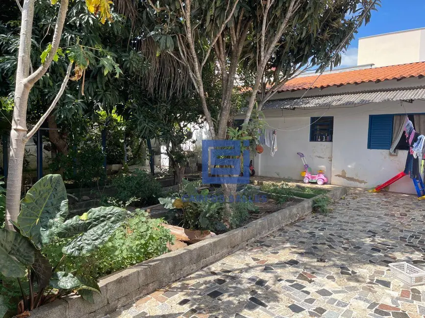 Foto 4 de Casa com 3 quartos à venda, 367m2 em Socorro - SP