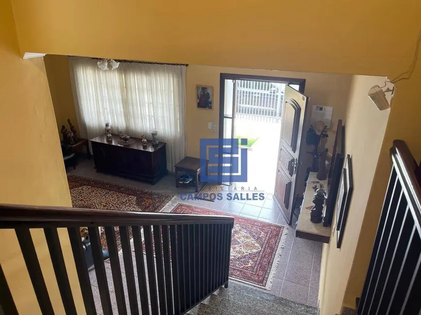 Foto 4 de Casa com 4 quartos à venda, 305m2 em Centro, Socorro - SP