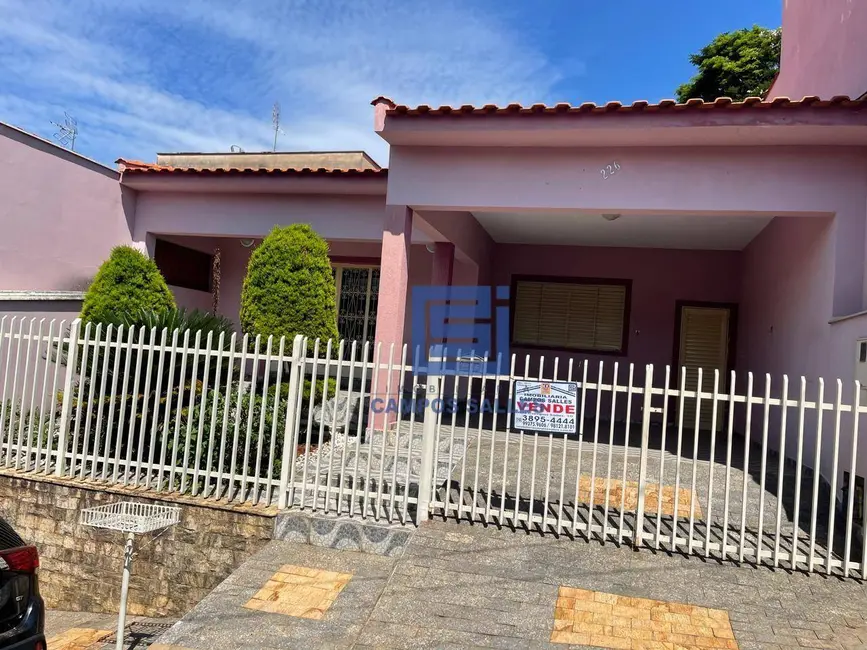 Foto 2 de Casa com 2 quartos à venda, 250m2 em Socorro - SP