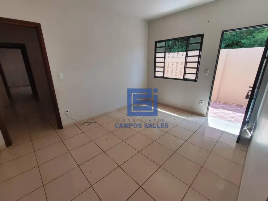 Foto 6 de Casa com 2 quartos para alugar em Socorro - SP