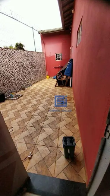 Foto 8 de Chácara com 3 quartos à venda, 271m2 em Socorro - SP