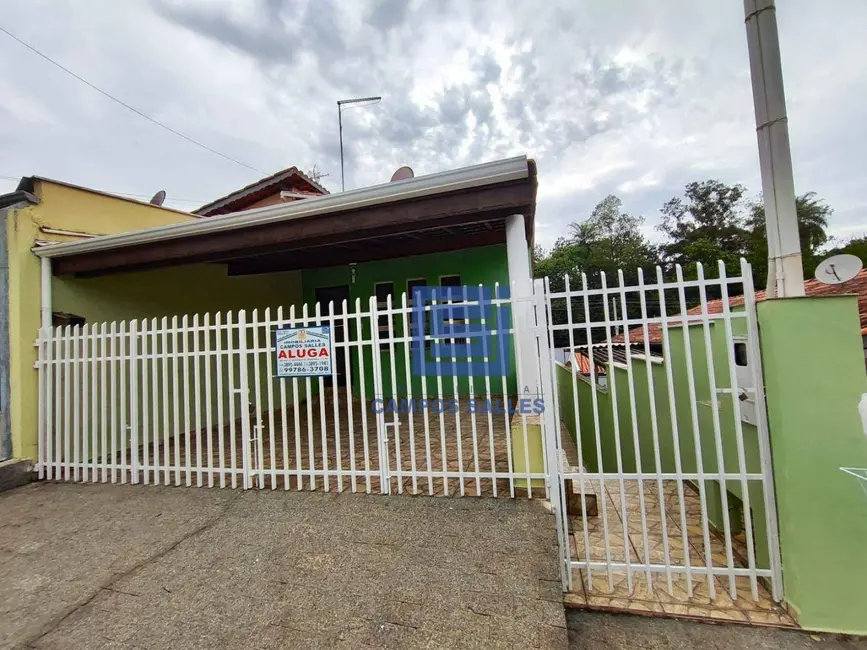 Foto 1 de Casa com 3 quartos para alugar em Socorro - SP