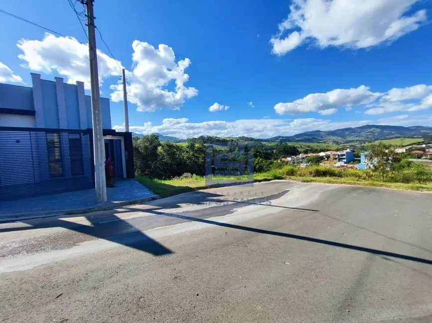 Foto 2 de Casa com 3 quartos para alugar em Socorro - SP