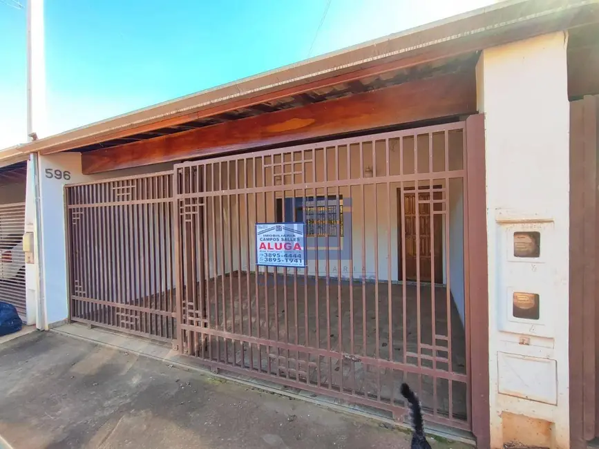 Foto 1 de Casa com 2 quartos para alugar em Socorro - SP