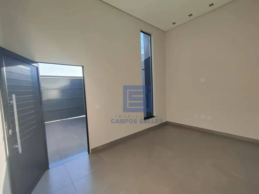 Foto 8 de Casa com 2 quartos para alugar em Socorro - SP