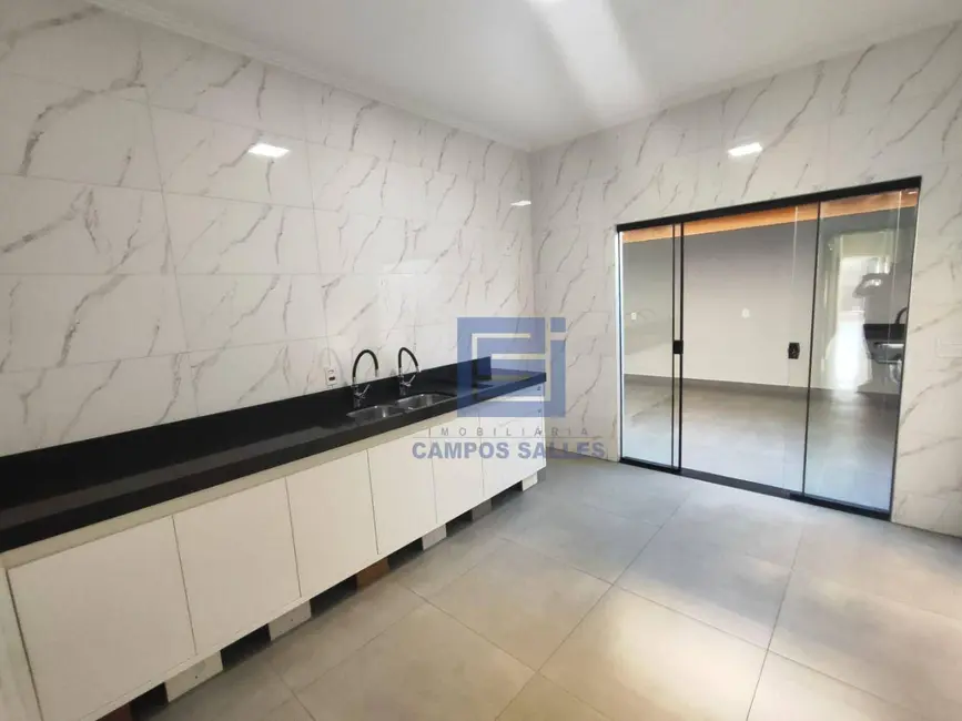 Foto 9 de Casa com 2 quartos para alugar em Socorro - SP