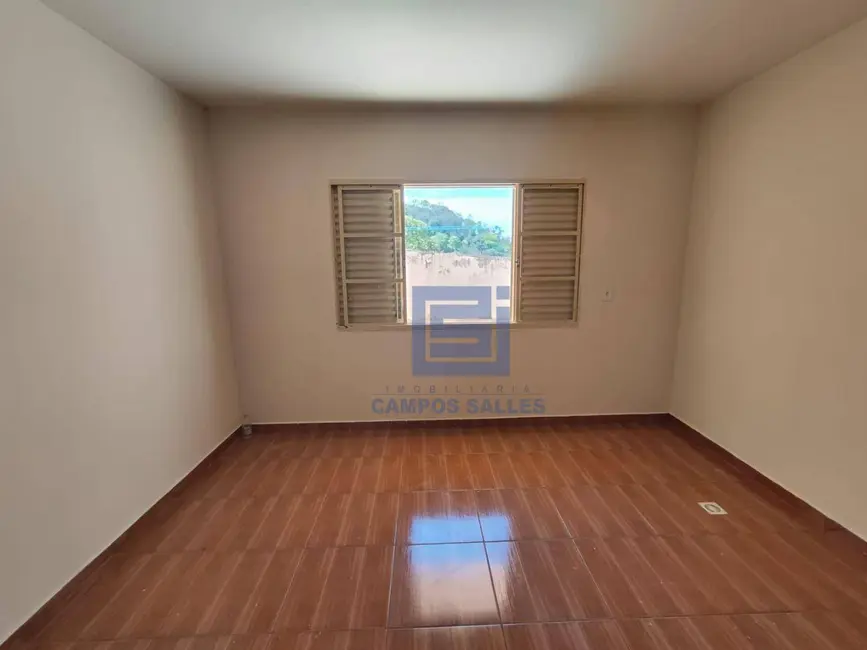 Casa com 2 quartos para alugar em Socorro - SP - imagem 6 Foto 6 de Casa com 2 quartos para alugar em Socorro - SP