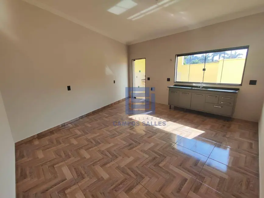 Foto 8 de Casa com 2 quartos para alugar em Socorro - SP