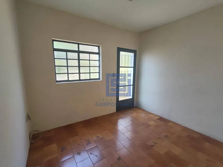 Foto 8 de Casa com 2 quartos para alugar em Socorro - SP