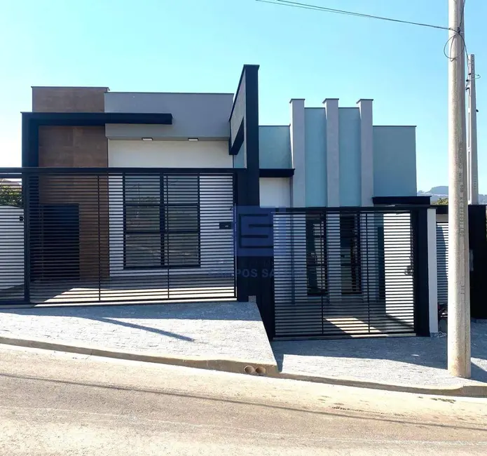 Foto 1 de Casa com 3 quartos à venda em Socorro - SP