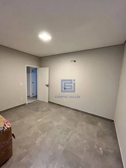 Foto 8 de Casa com 3 quartos à venda em Socorro - SP