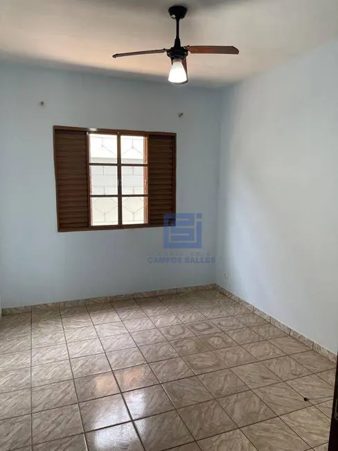 Foto 9 de Casa com 2 quartos à venda, 177m2 em Centro, Socorro - SP