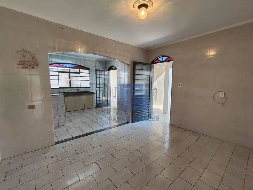 Foto 8 de Casa com 3 quartos para alugar em Socorro - SP