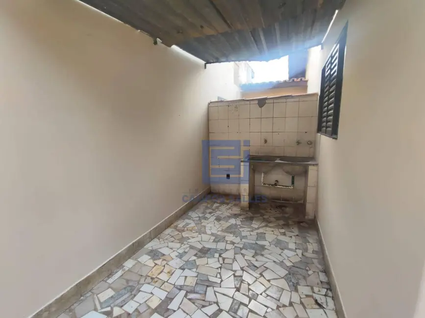 Foto 9 de Casa com 2 quartos para alugar em Socorro - SP