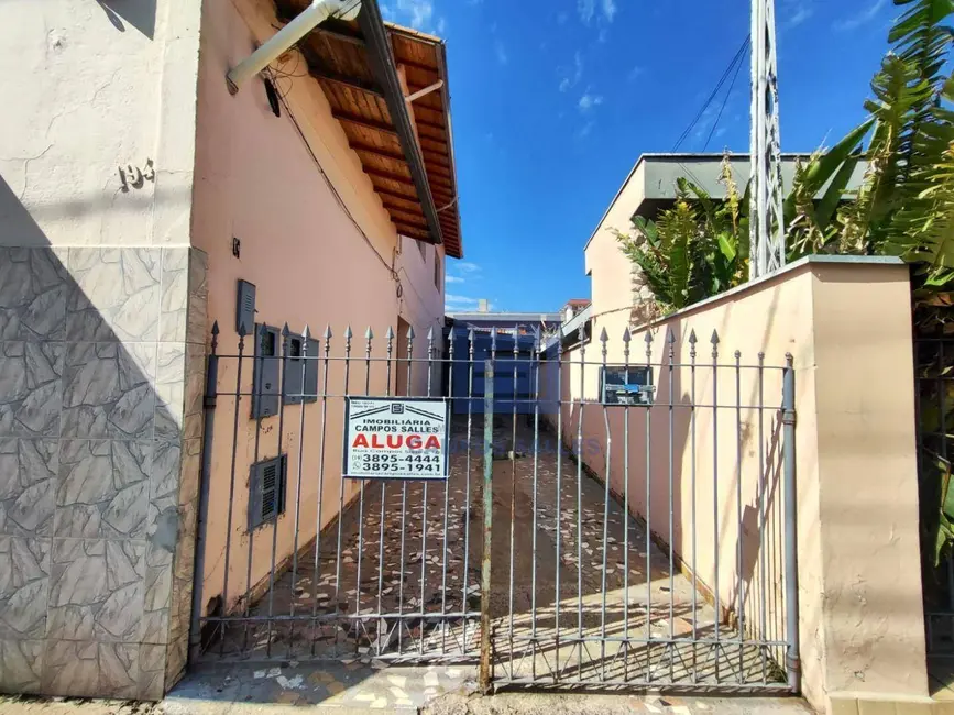 Foto 1 de Casa com 2 quartos para alugar em Centro, Socorro - SP