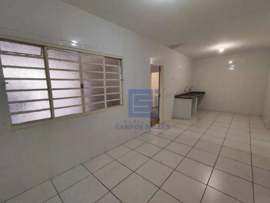 Foto 8 de Casa com 2 quartos para alugar em Centro, Socorro - SP