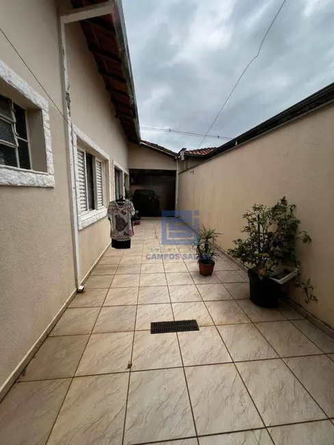 Foto 3 de Casa à venda, 262m2 em Socorro - SP