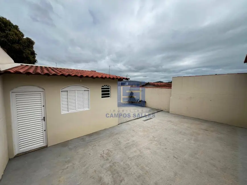 Foto 8 de Casa à venda, 250m2 em Socorro - SP