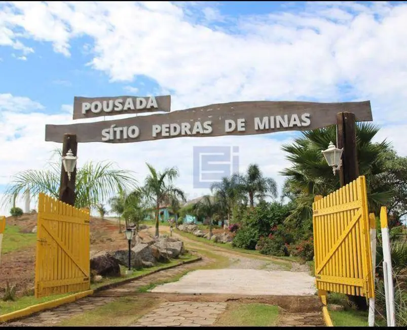 Foto 1 de Pousada com 10 quartos à venda, 21000m2 em Monte Siao - MG