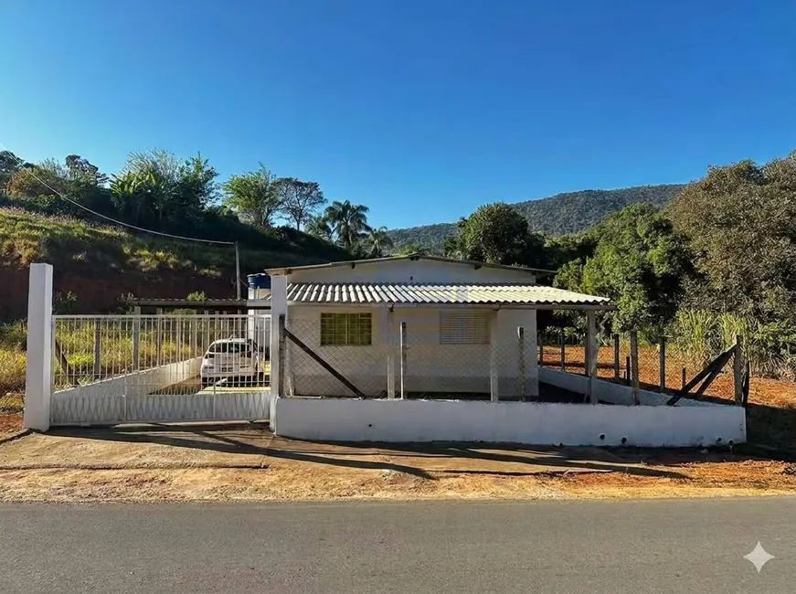 Foto 1 de Chácara com 3 quartos à venda, 646m2 em Socorro - SP