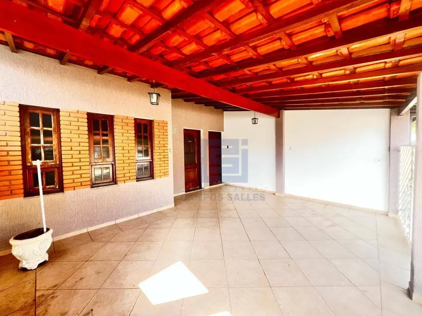 Foto 2 de Casa com 2 quartos à venda, 140m2 em Centro, Socorro - SP