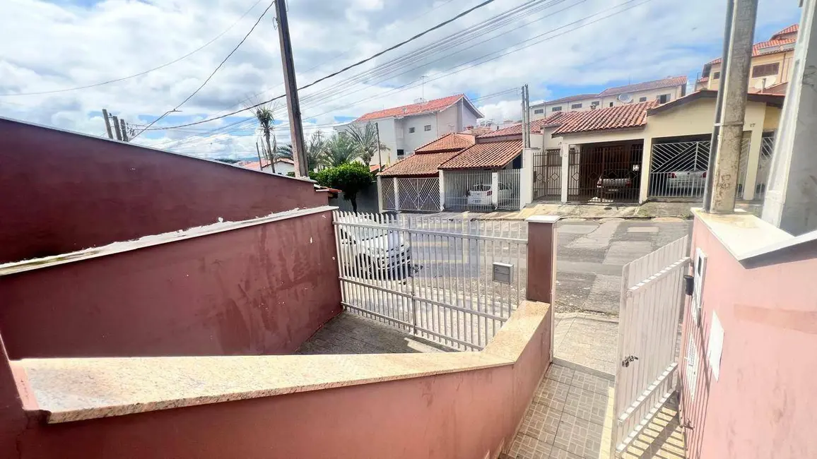 Foto 2 de Casa com 2 quartos à venda, 137m2 em Socorro - SP