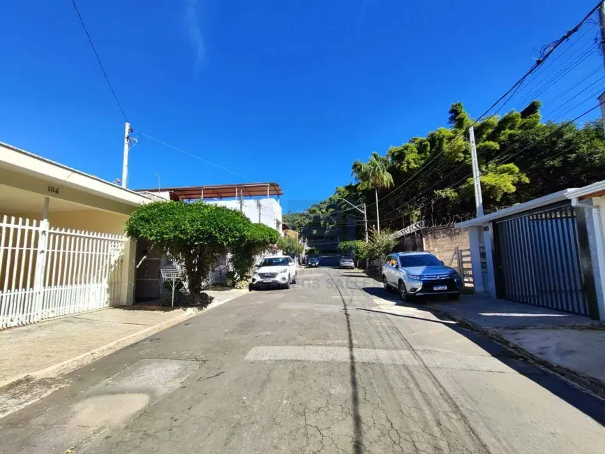 Casa com 2 quartos para alugar em Centro, Socorro - SP - imagem 2 Foto 2 de Casa com 2 quartos para alugar em Centro, Socorro - SP