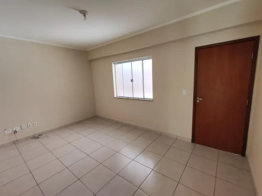 Foto 8 de Apartamento com 2 quartos para alugar em Centro, Socorro - SP