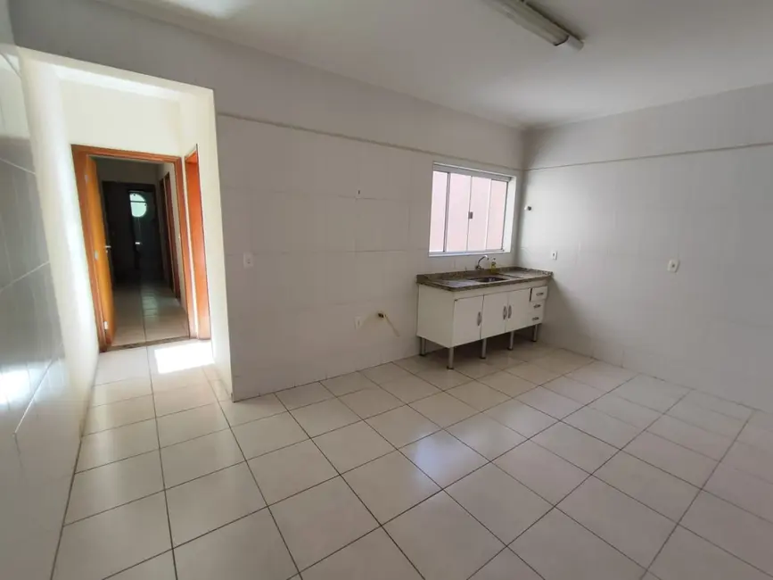 Foto 9 de Apartamento com 2 quartos para alugar em Centro, Socorro - SP