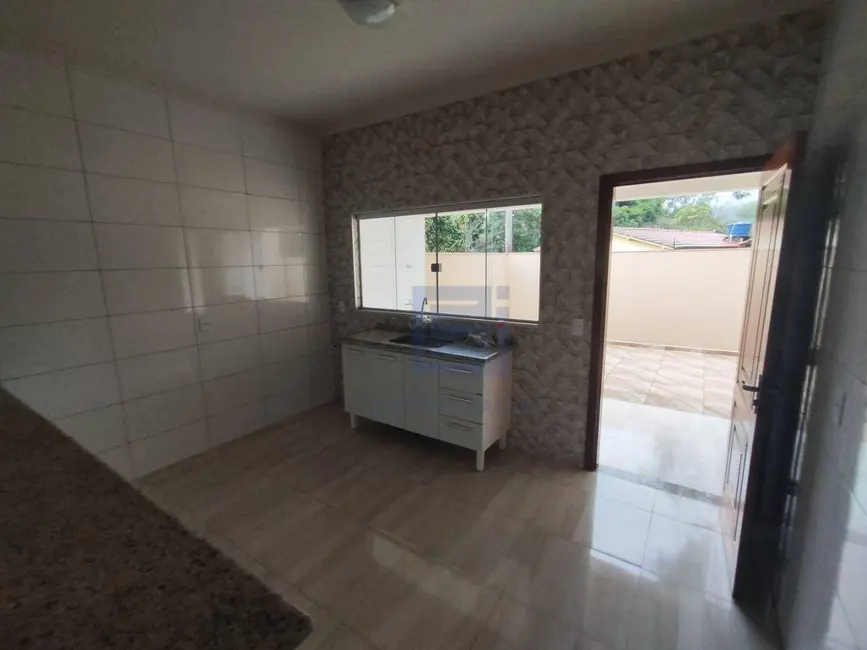 Casa com 2 quartos para alugar em Socorro - SP - imagem 8 Foto 8 de Casa com 2 quartos para alugar em Socorro - SP