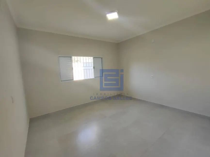 Casa com 3 quartos para alugar em Socorro - SP - imagem 5 Foto 5 de Casa com 3 quartos para alugar em Socorro - SP