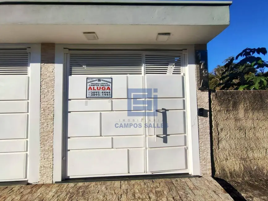 Casa com 3 quartos para alugar em Socorro - SP - imagem 1 Foto 1 de Casa com 3 quartos para alugar em Socorro - SP