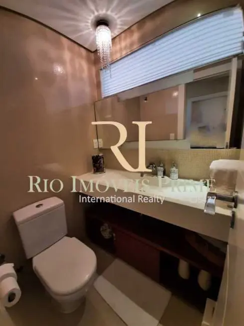 Casa de Condomínio com 6 quartos à venda, 567m2 em Rio De Janeiro - RJ - imagem 9 Foto 9 de Casa de Condomínio com 6 quartos à venda, 567m2 em Rio De Janeiro - RJ